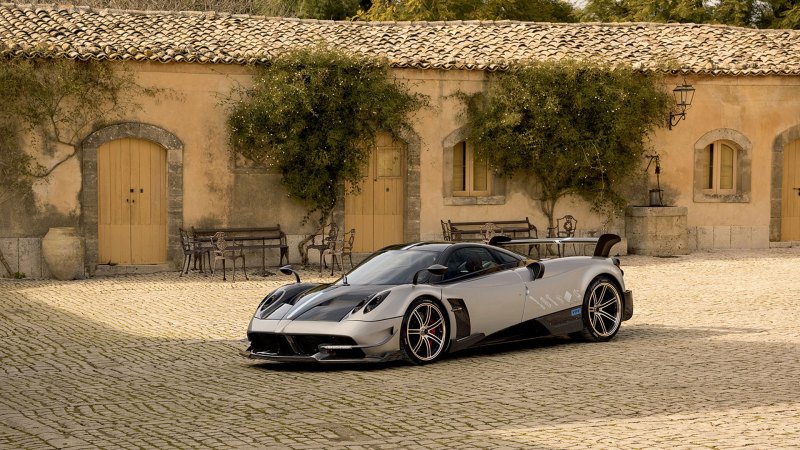 Faster, Nastier, Lightweight Pagani Huayra BC Revealed