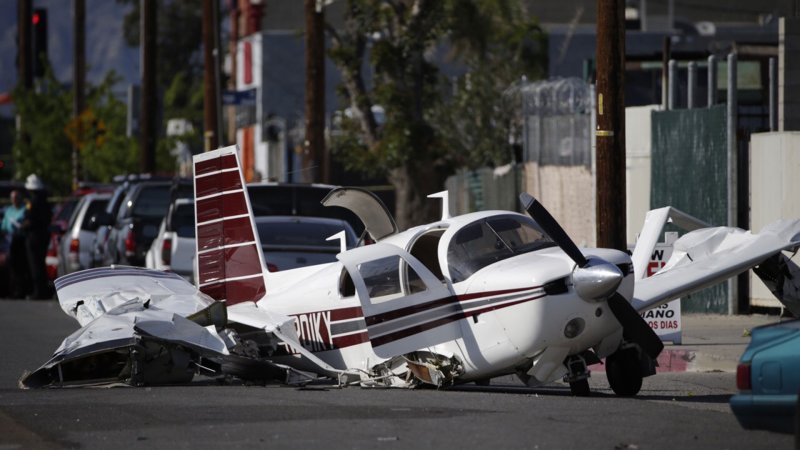 Plane Crash on California Street Caught on Security Camera