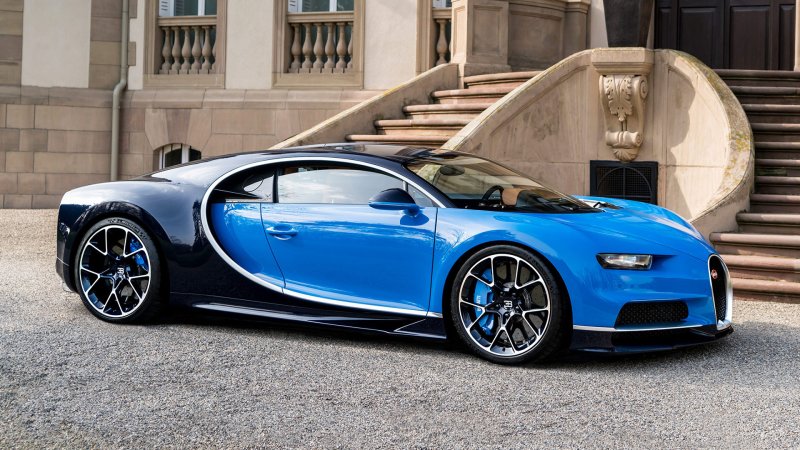 The 2017 Bugatti Chiron Might Break Your Brain