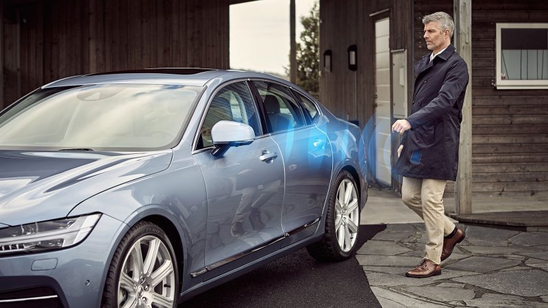 Volvo’s Digital Key Can Kill Off the Fob