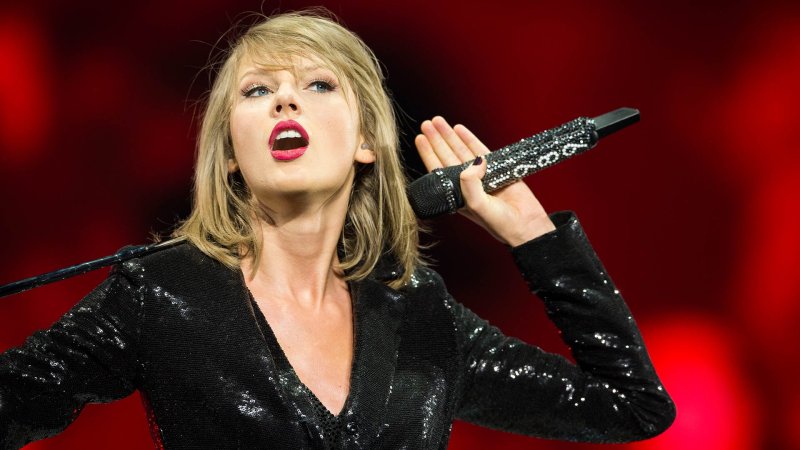 Can Taylor Swift Make America Care About F1?