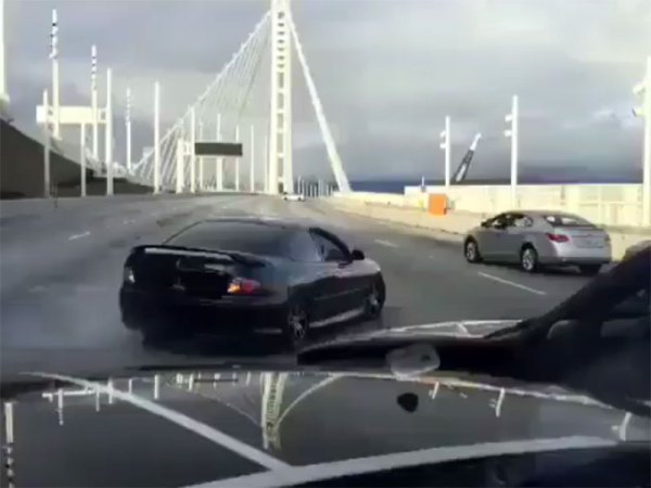 Pontiac GTO-Driving Sideshow Idiots Shut Down Bay Bridge…Again