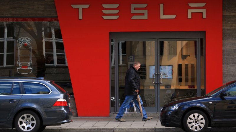 Lobbyists Torpedo Tesla Stores in Connecticut