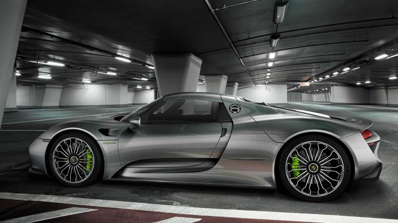 Utah Man Steals Porsche 918 Spyder Off Showroom Floor—In Broad Daylight