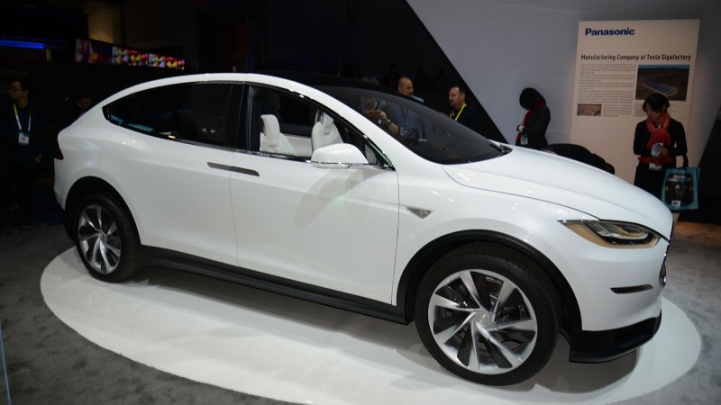 Tesla Model X Is Cheaper Than We Thought