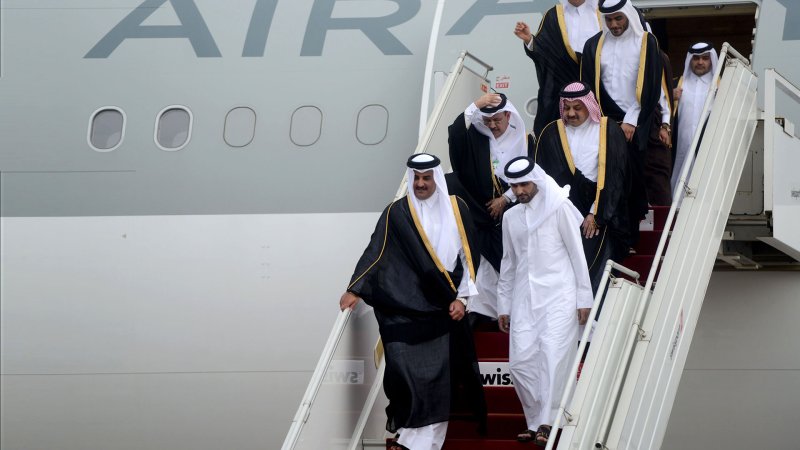 Qatari Emir Flies Nine Airplanes to Switzerland for Doctor’s Appointment