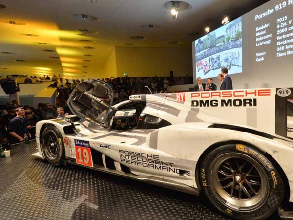 Welcome To Porsche’s Sound Nacht 2016