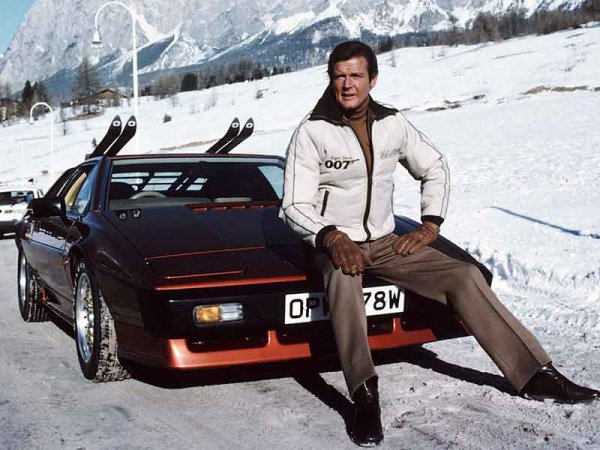 Our Seven Favorite Bond Cars