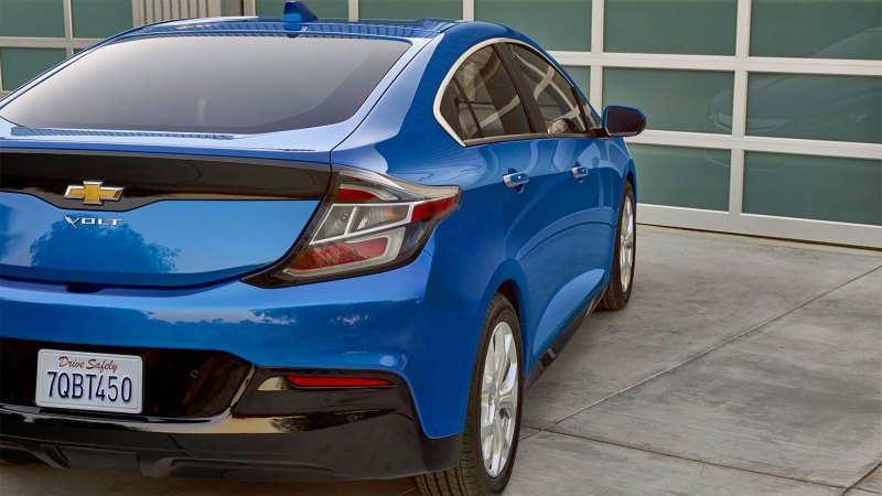 The 2017 Chevrolet Volt Might be the World’s Best Commuter Car