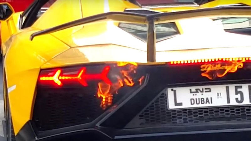 Ignition! Dubai Lamborghini Goes Up in Smoke