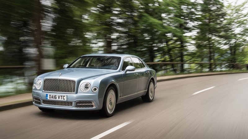 The 2017 Bentley Mulsanne First Drive