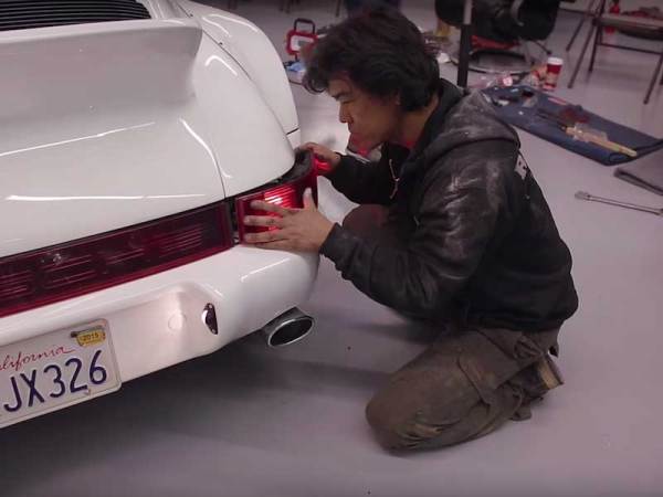 Live Streaming Now: RWB’s Akira Nakai Builds a Porsche Masterpiece in <em>The Drive’</em>s Garage