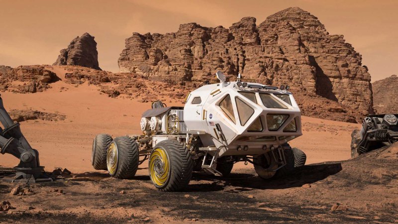 This Is Matt Damon’s Dakar Rally-Inspired Martian Rover